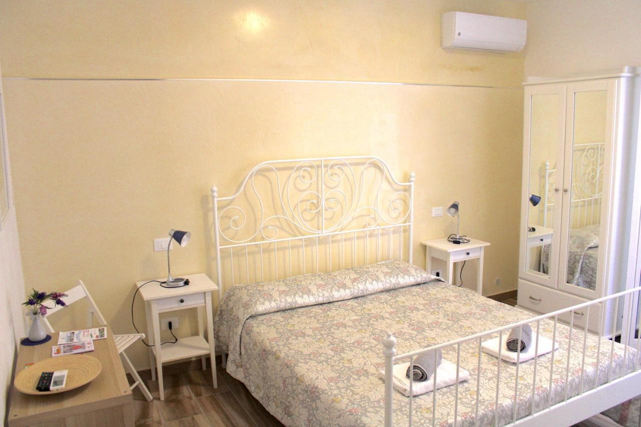 B&B Mare Di Ricordi Camera San Foca Exterior photo
